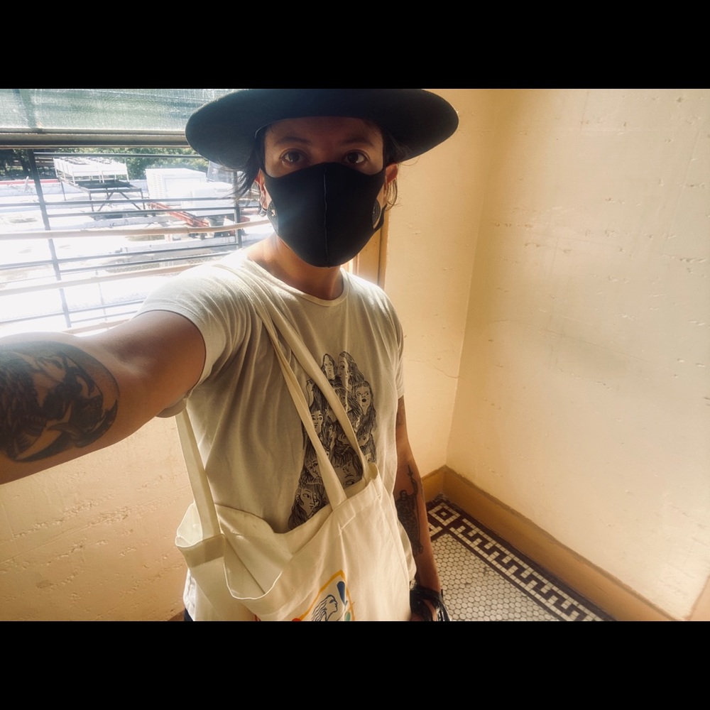 Meet your Posher, Fernanda